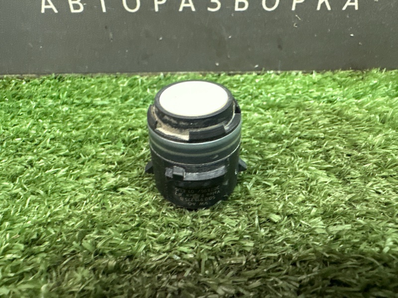Датчик парковки Skoda Rapid 2016