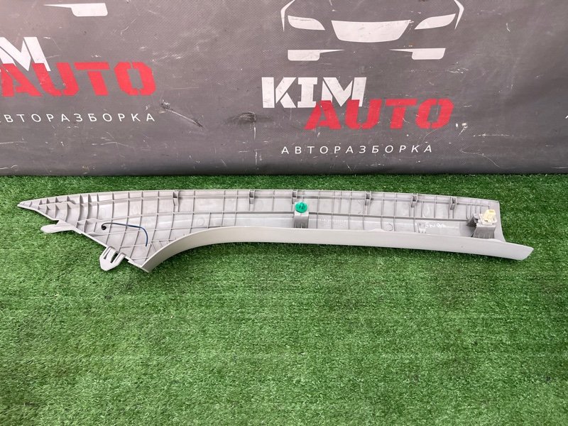 Накладка стойки лобового стекла Hyundai Sonata 7 2018