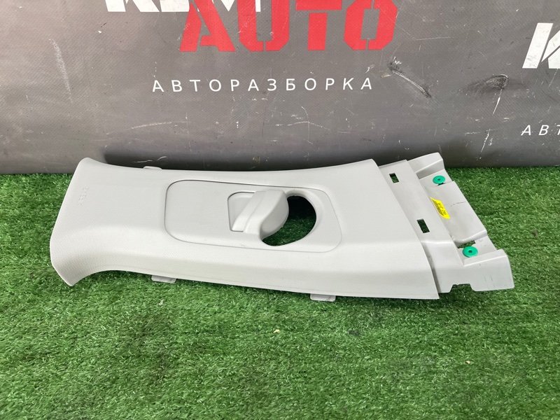 Накладка центральной стойки верхняя Hyundai Sonata 7 2018