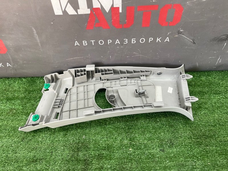 Накладка центральной стойки верхняя Hyundai Sonata 7 2018