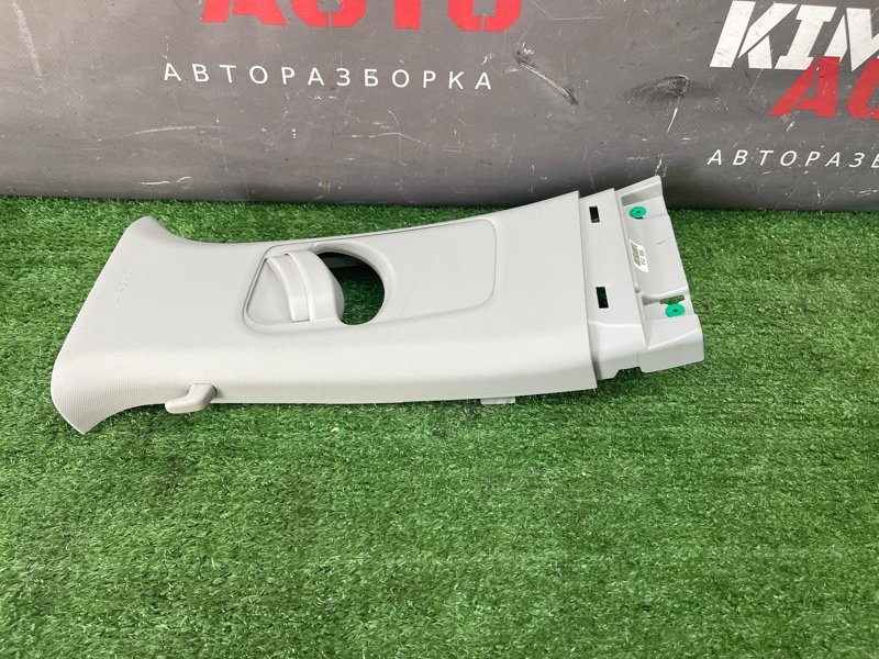 Накладка центральной стойки верхняя Hyundai Sonata 7 2018