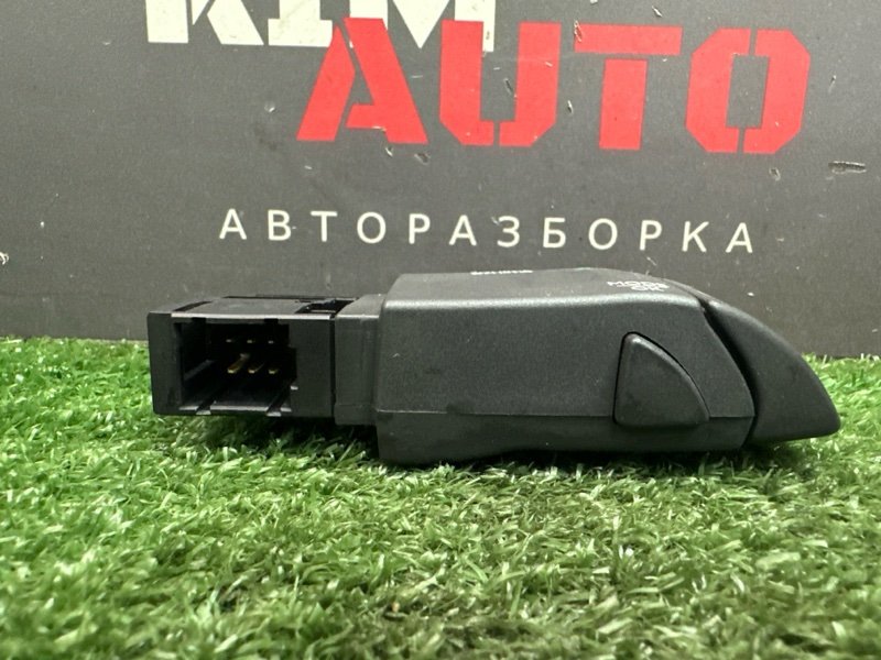 Пульт управления магнитолой Renault Kaptur 2017