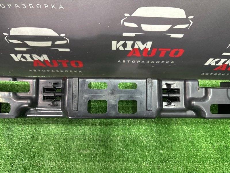 Усилитель бампера Renault Kaptur 2017