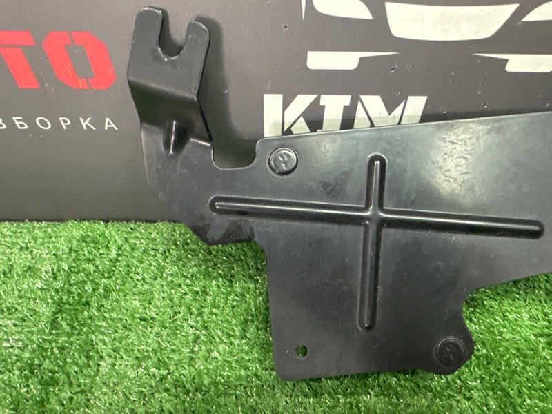 Кронштейн блока управления двигателем Renault Kaptur 2017