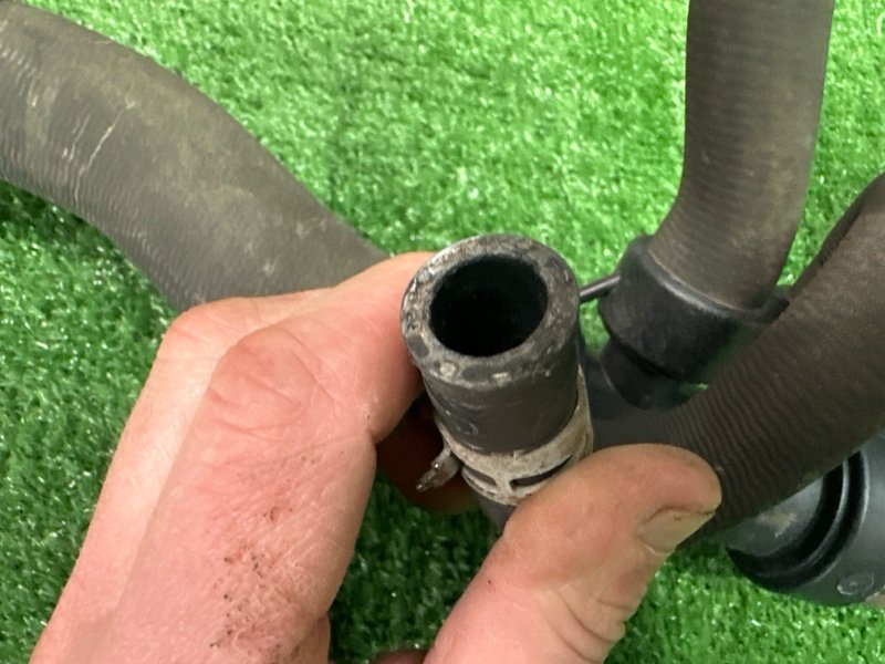 Патрубки охлаждения Renault Kaptur 2017