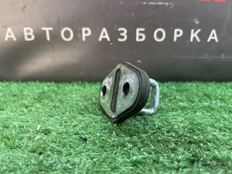 Ответная часть замка багажника Hyundai Sonata 7 2018