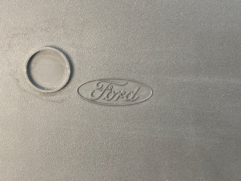 Решетка бампера нижняя Ford Focus 2 2009 CB