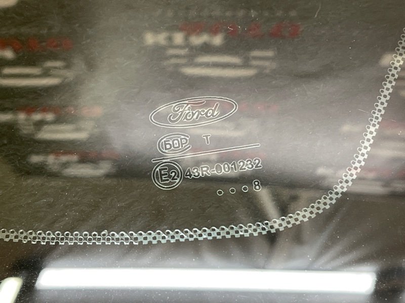 Стекло глухое заднее Ford Focus 2 2009 CB