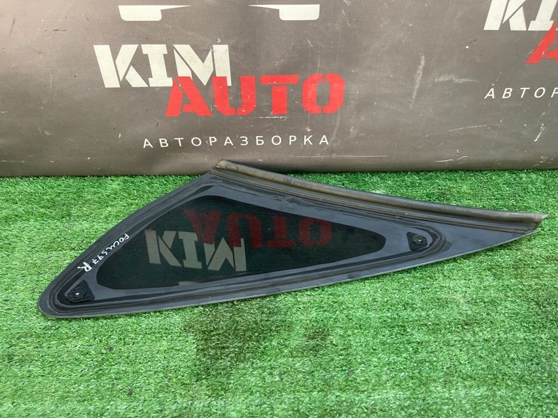 Стекло глухое заднее Ford Focus 2 2009 CB