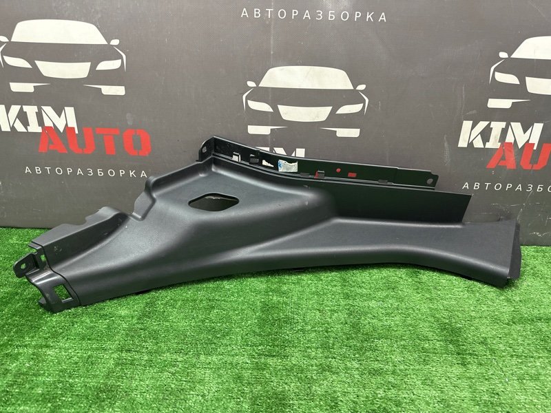 Обшивка стойки нижняя Hyundai Solaris 1 2013