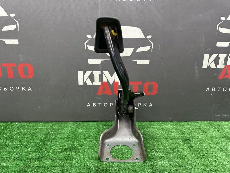 Педаль тормоза Hyundai Solaris 1 2013