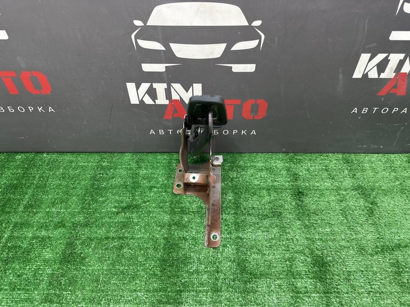 Педаль сцепления Hyundai Solaris 1 2013