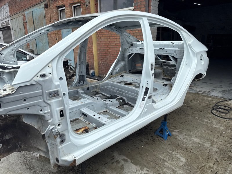 Порог со стойкой Hyundai Solaris 1 2013