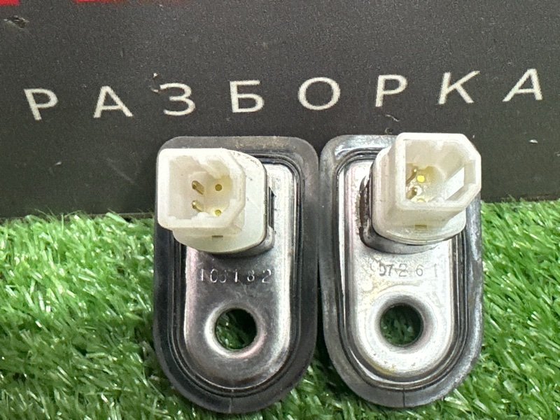Концевик двери Hyundai Solaris 1 2013