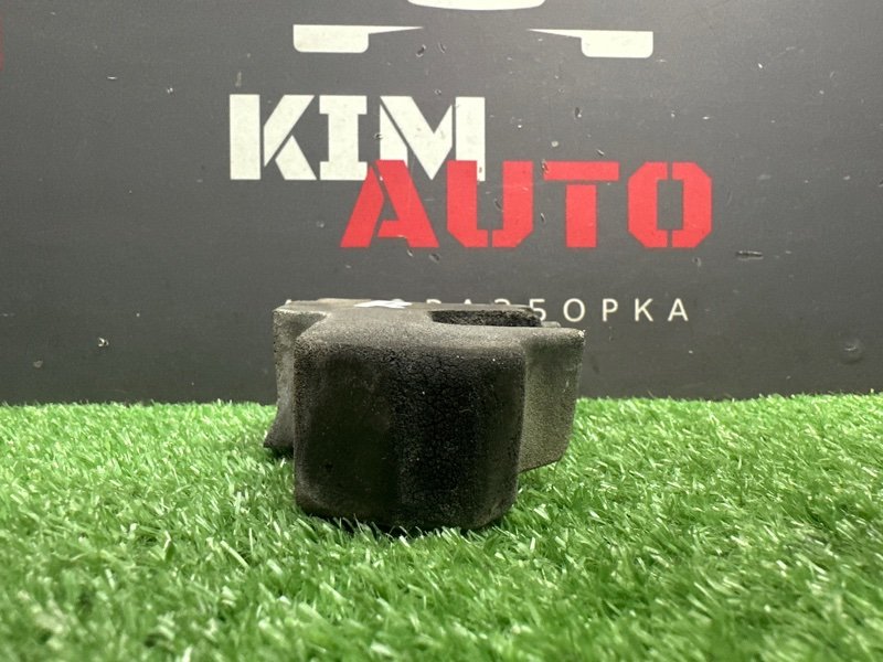 Уголок жабо Hyundai Solaris 1 2013