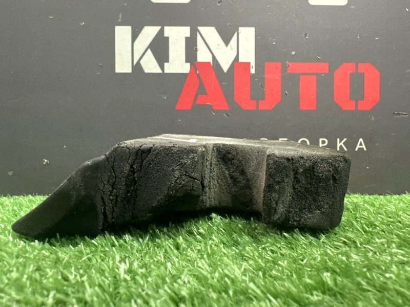 Уголок жабо Hyundai Solaris 1 2013