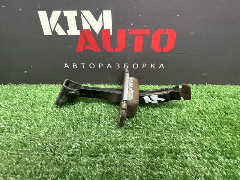 Ограничитель двери Hyundai Solaris 1 2013