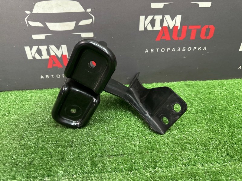 Крепление сиденья Hyundai Solaris 1 2013