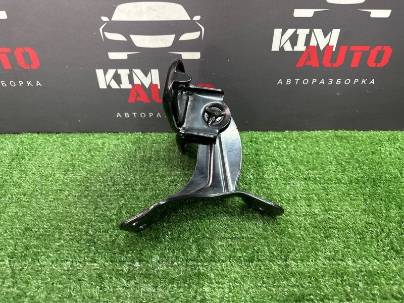 Крепление сиденья Hyundai Solaris 1 2013