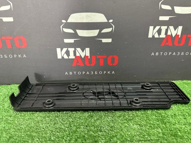 Декоративная накладка клапанной крышки Hyundai Solaris 1 2013