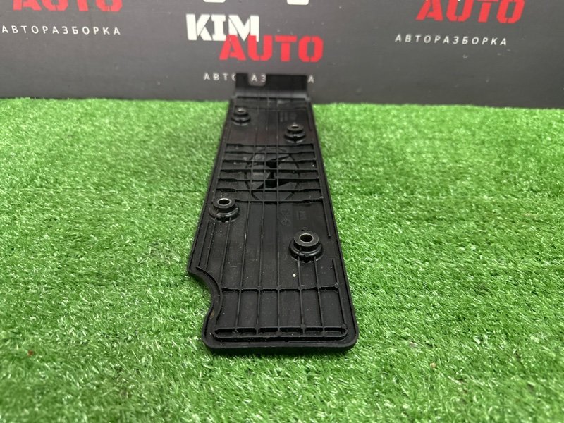 Декоративная накладка клапанной крышки Hyundai Solaris 1 2013