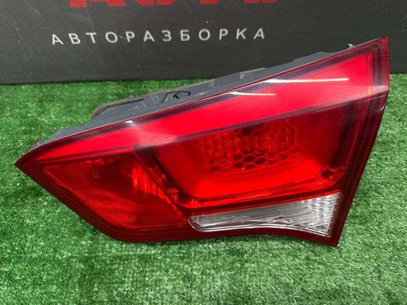 Фонарь в крышку багажника Kia Rio 3 2016 QB