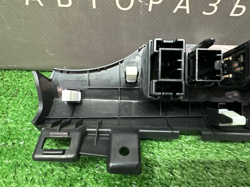 Блок кнопок Kia Rio 3 2016 QB