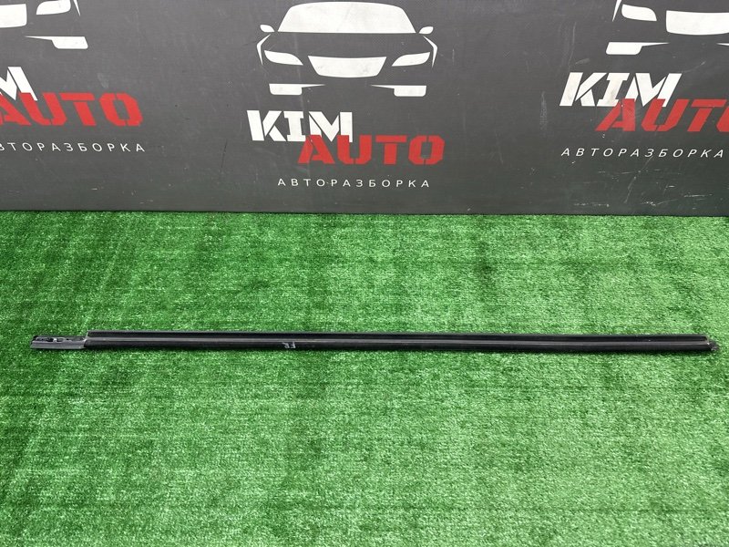 Уплотнитель стекла наружный (Бархотка) Kia Rio 3 2016 QB