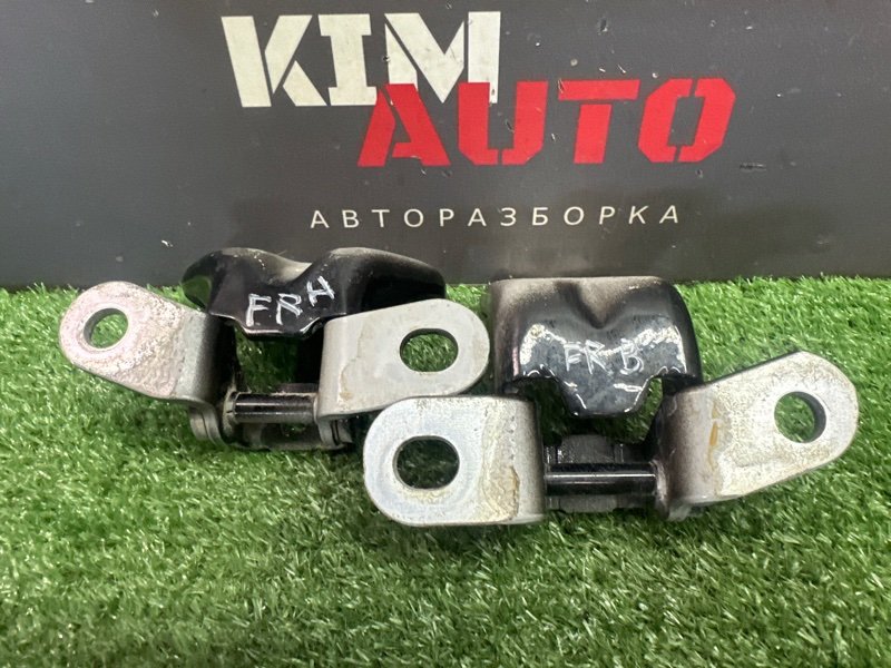 Петли двери Kia Rio 3 2016 QB