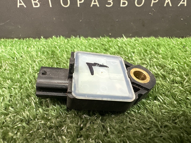 Датчик удара Air Bag Kia Ceed 1 HB 2011 ED