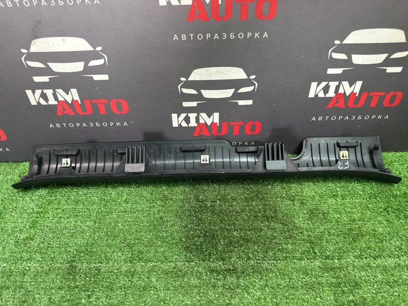 Накладка порога внутренняя Kia Rio 4 2017 FB