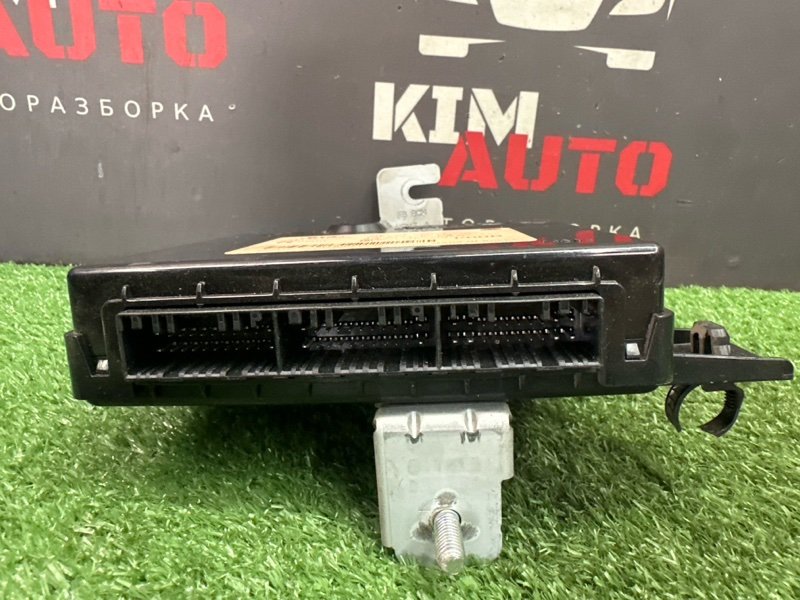 Блок комфорта(BCM) Kia Rio 4 2017 FB