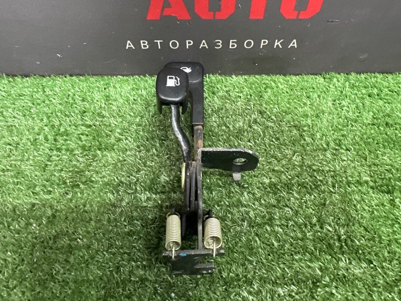 Ручка открывания бензобака и багажника Kia Rio 4 2017 FB