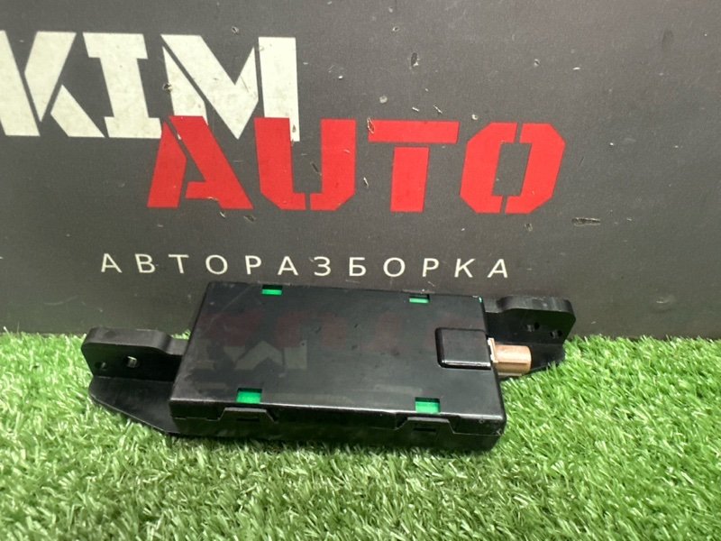 Антенна SOS ГЛОНАСС Kia Rio 4 2017 FB