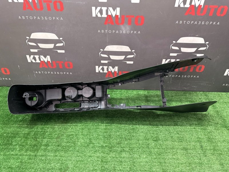 Консоль центральная Kia Rio 4 2017 FB