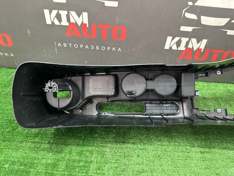 Консоль центральная Kia Rio 4 2017 FB