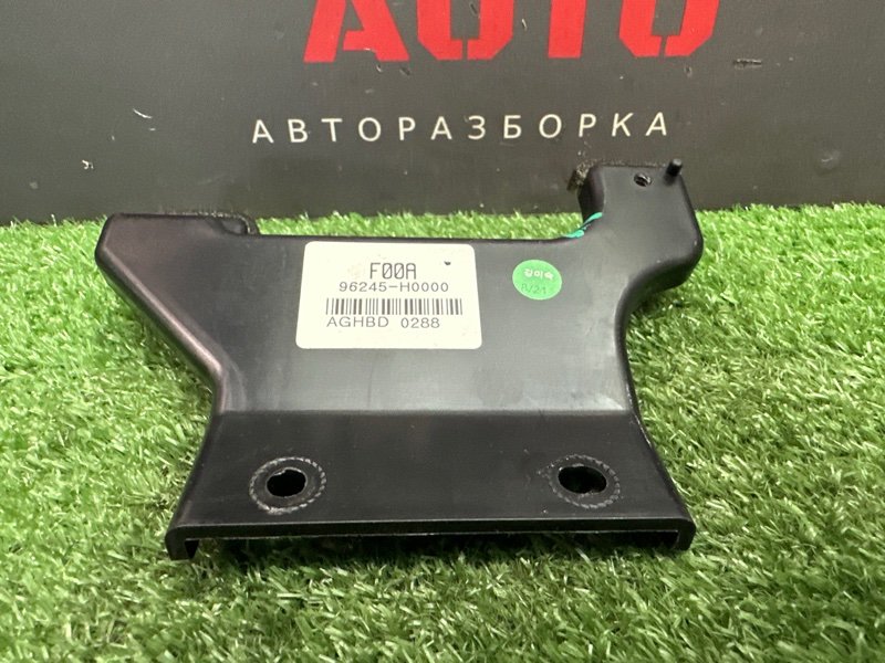 Кронштейн Kia Rio 4 2017 FB