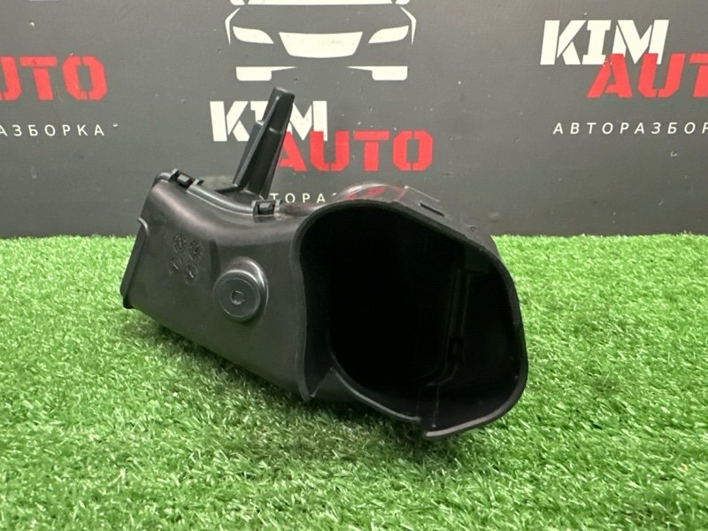 Воздуховод обдува ног Kia Rio 4 2017 FB