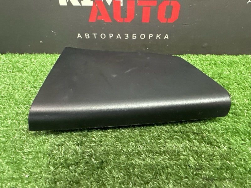 Накладка двери Kia Rio 4 2017 FB