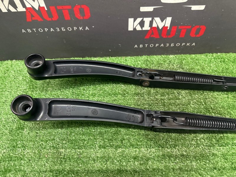 Поводки дворников Kia Rio 4 2017 FB