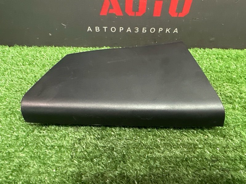 Накладка двери Kia Rio 4 2017 FB