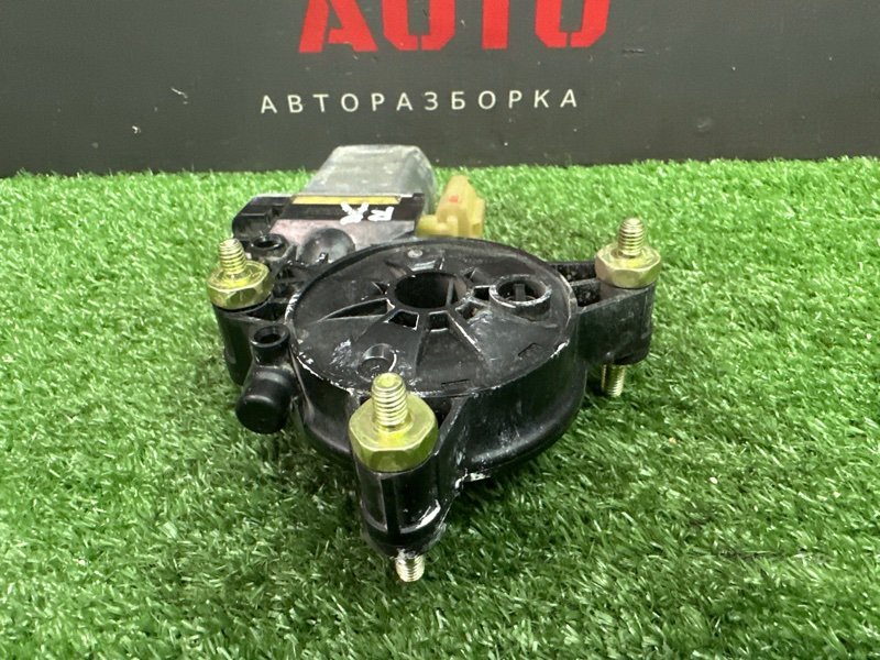 Мотор стеклоподъемника Kia Rio 4 2017 FB