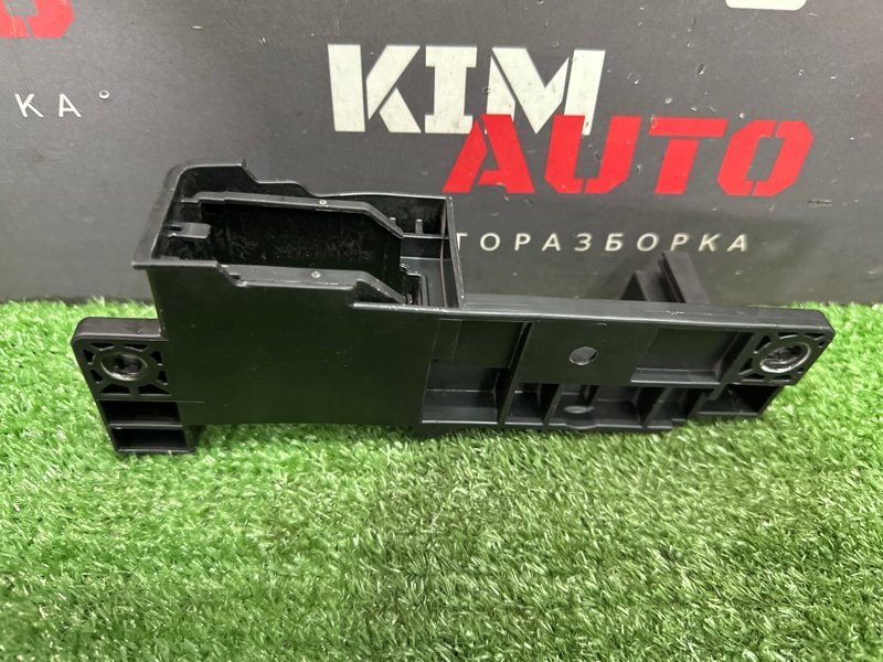 Кронштейн Kia Rio 4 2017 FB