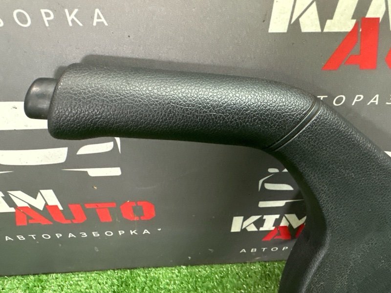 Рычаг стояночного тормоза (ручник) Kia Rio 4 2017 FB