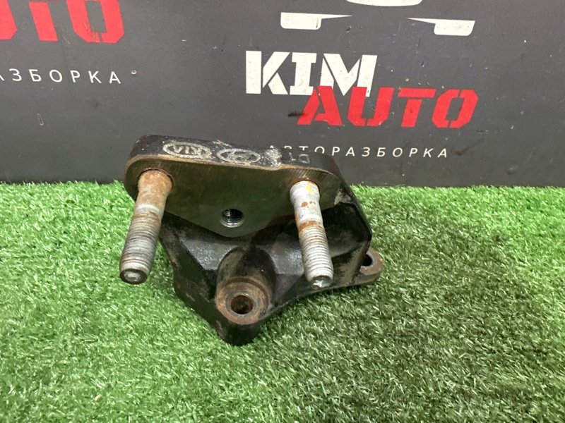 Кронштейн опоры двигателя Kia Rio 4 2017 FB