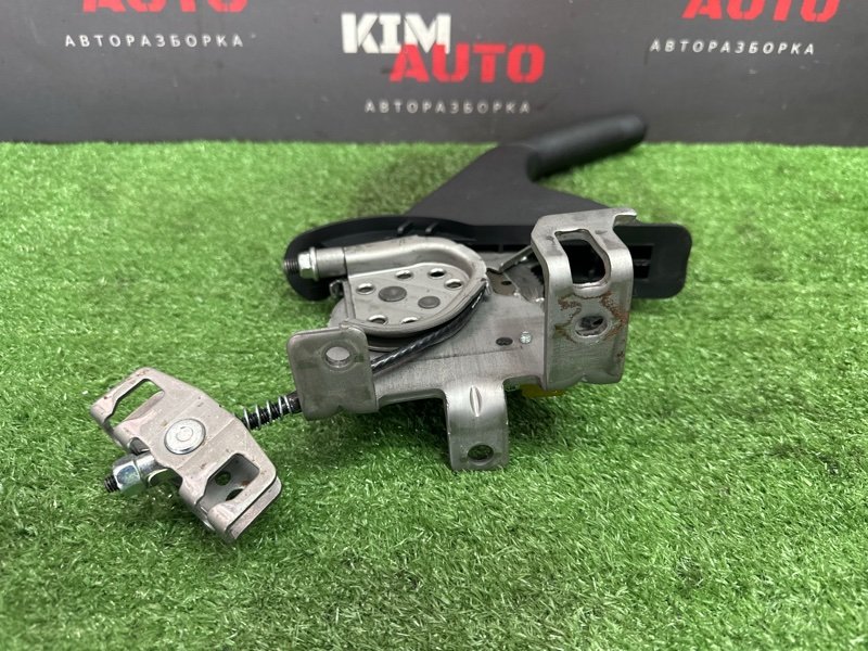 Рычаг стояночного тормоза (ручник) Kia Rio 4 2021 FB