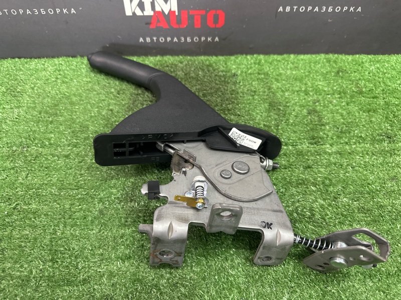 Рычаг стояночного тормоза (ручник) Kia Rio 4 2021 FB