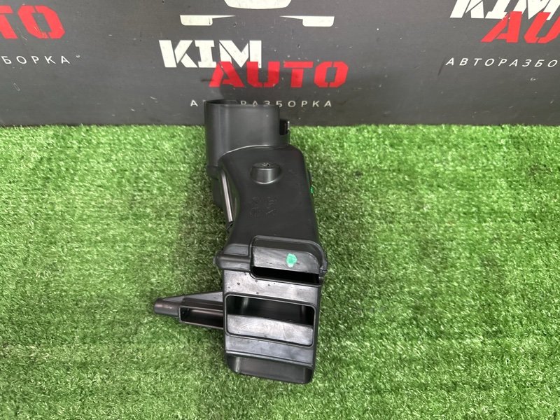 Воздуховод обдува ног Kia Rio 4 2021 FB