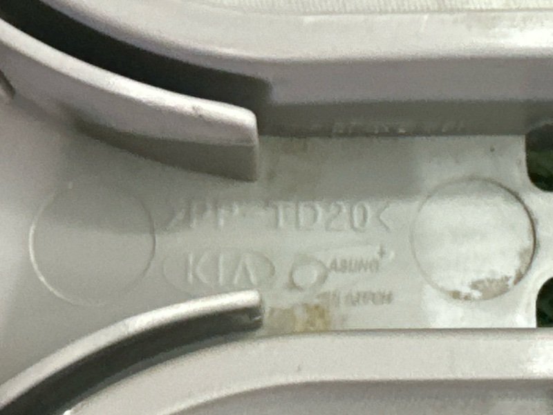 Направляющая стекла двери Kia Rio 4 2021 FB