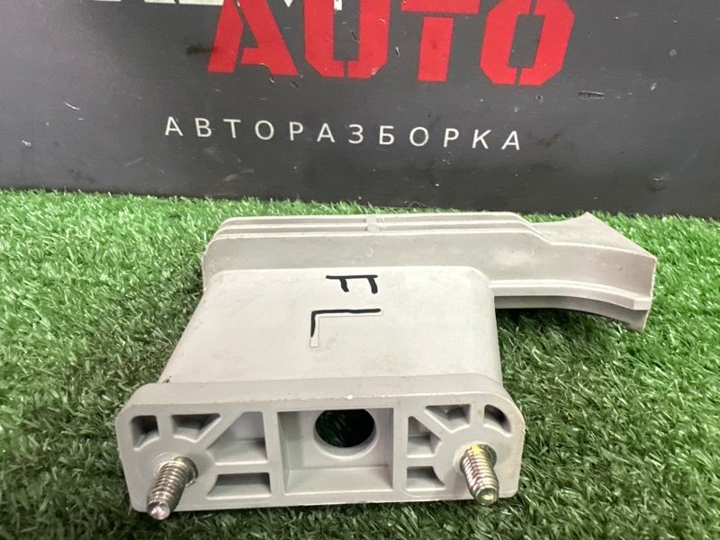 Направляющая стекла двери Kia Rio 4 2021 FB
